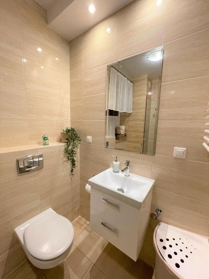 Aga Apartment